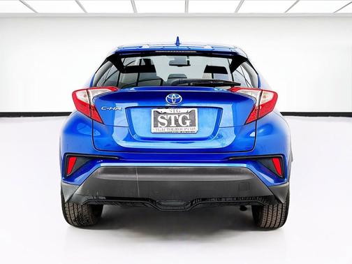 Blue 2018 Toyota C-HR XLE