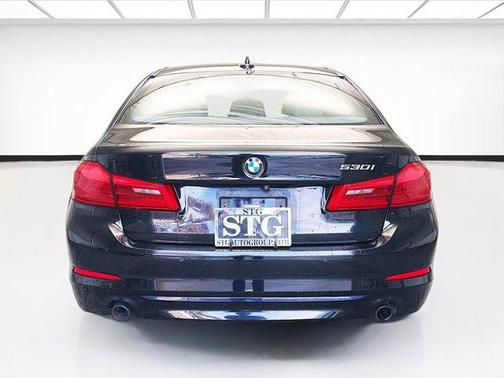 2019 BMW 530 530i