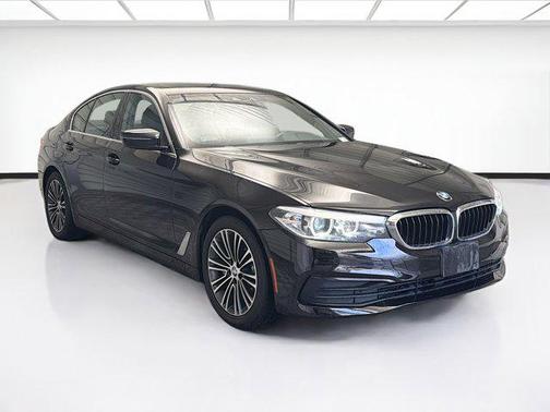 2019 BMW 530 530i