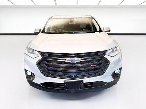 Silver Ice Metallic 2021 Chevrolet Traverse RS