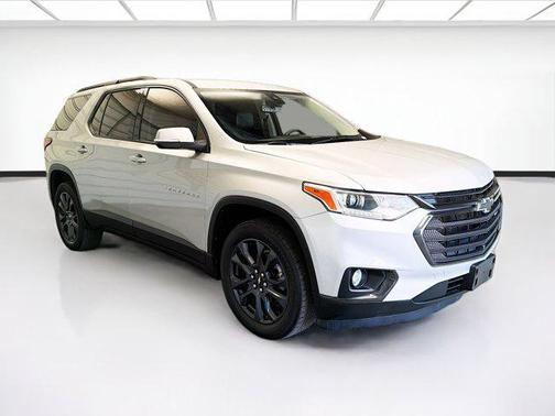 Silver Ice Metallic 2021 Chevrolet Traverse RS
