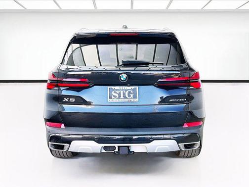 Black Sapphire Metallic 2024 BMW X5 sDrive40i
