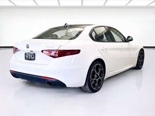 2022 Alfa Romeo Giulia Ti