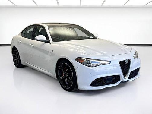 2022 Alfa Romeo Giulia Ti