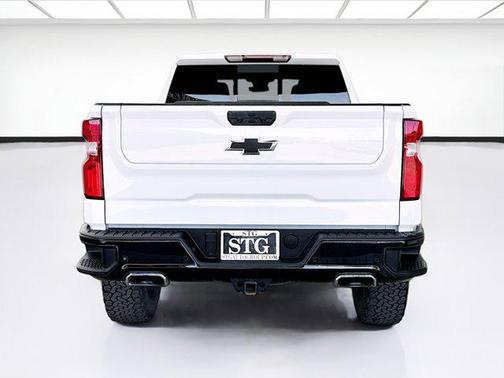 Summit White 2024 Chevrolet Silverado 1500 LT Trail Boss
