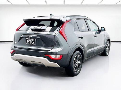 2023 Kia Niro EX