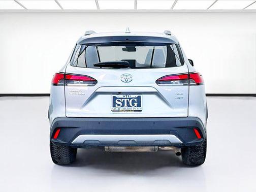 2022 Toyota Corolla Cross XLE