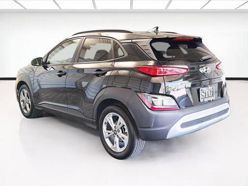Abyss Black Pearl 2023 Hyundai KONA SEL