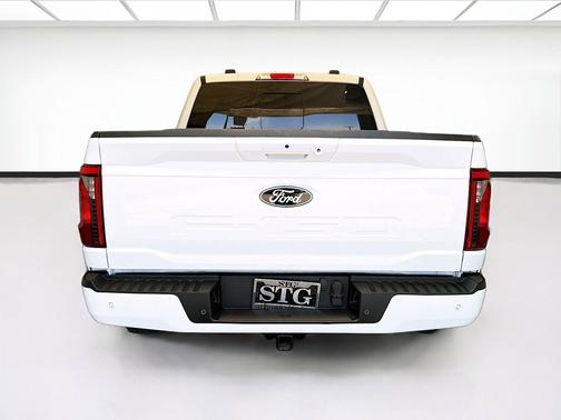 Oxford White 2024 Ford F-150 XLT