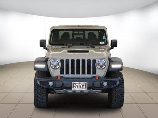 Photo 2 of 31 of 2020 Jeep Gladiator Mojave