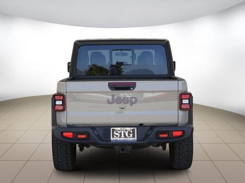 Photo 5 of 31 of 2020 Jeep Gladiator Mojave