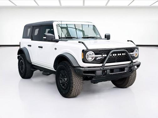 Oxford White 2023 Ford Bronco Wildtrak