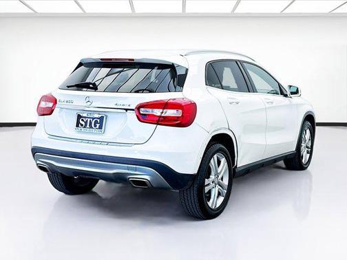 2016 Mercedes-Benz GLA-Class 4MATIC