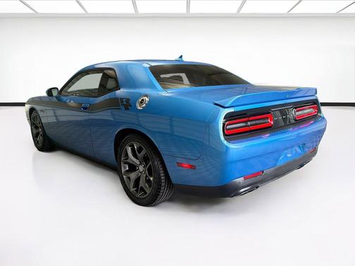 B5 Blue Pearl Coat 2015 Dodge Challenger R/T Plus