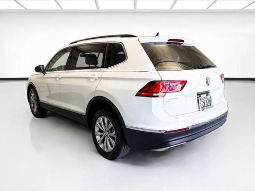 Pure White 2018 Volkswagen Tiguan 2.0T SE