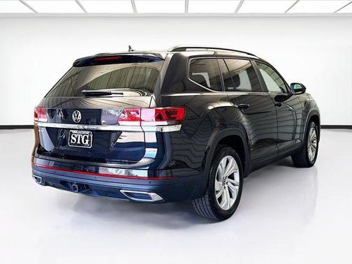 2022 Volkswagen Atlas 3.6L SE w/Technology
