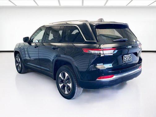 2022 Jeep Grand Cherokee 4xe Base