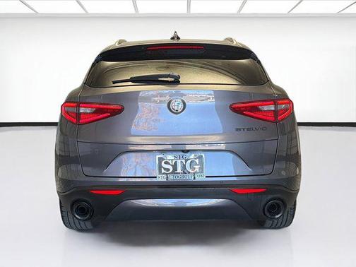 2019 Alfa Romeo Stelvio Sport