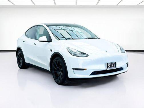 2021 Tesla Model Y Standard Range Rear-Wheel Drive