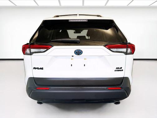 Wind Chill Pearl 2023 Toyota RAV4 Hybrid XLE Premium