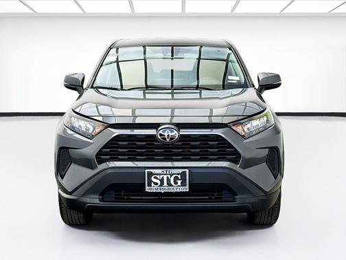 Magnetic Gray Metallic 2022 Toyota RAV4 LE