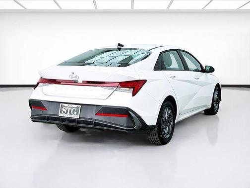 2024 Hyundai ELANTRA HEV Blue