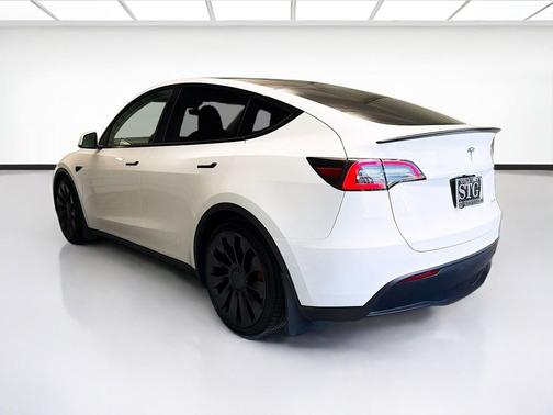 Pearl White Multi-Coat 2022 Tesla Model Y Performance Dual Motor All-Wheel Drive