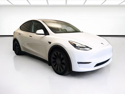 Pearl White Multi-Coat 2022 Tesla Model Y Performance Dual Motor All-Wheel Drive