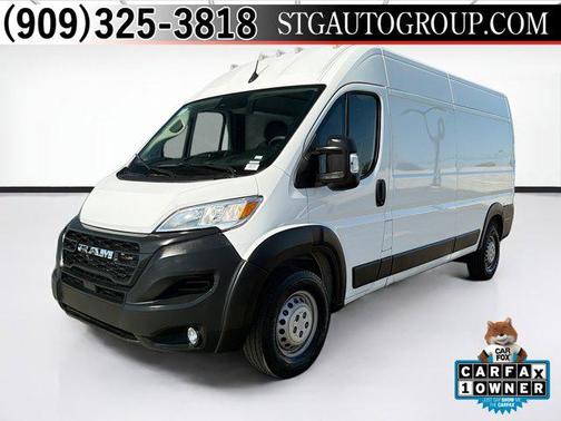 Bright White Clearcoat 2025 RAM ProMaster 2500 Tradesman