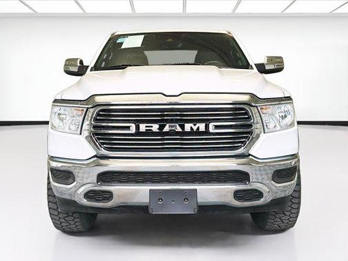 Bright White Clearcoat 2024 RAM 1500 Laramie