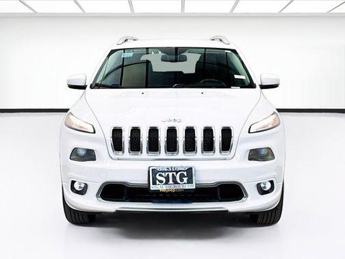 Bright White Clearcoat 2017 Jeep Cherokee Overland