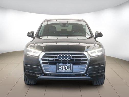 Photo 3 of 33 of 2019 Audi Q5 2.0T Premium Plus
