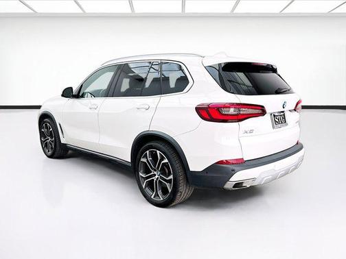 Alpine White 2023 BMW X5 sDrive40i