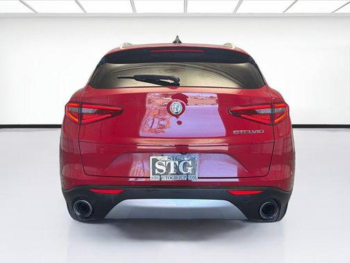 2021 Alfa Romeo Stelvio Base