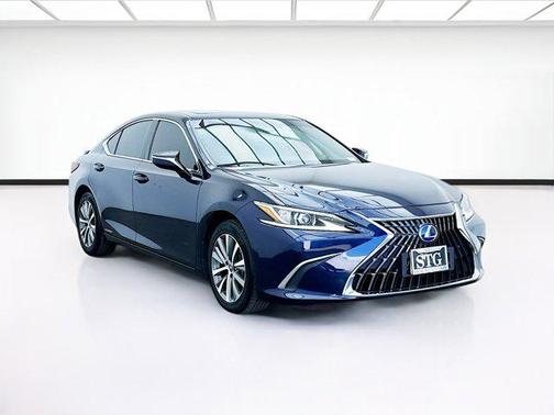 2021 Lexus ES 300h Base