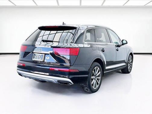 2019 Audi Q7 45 Premium