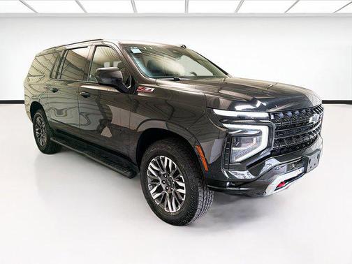 Black 2025 Chevrolet Suburban 4WD Z71