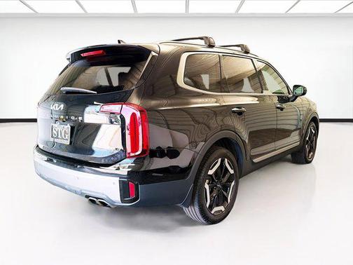 Ebony Black 2024 Kia Telluride S