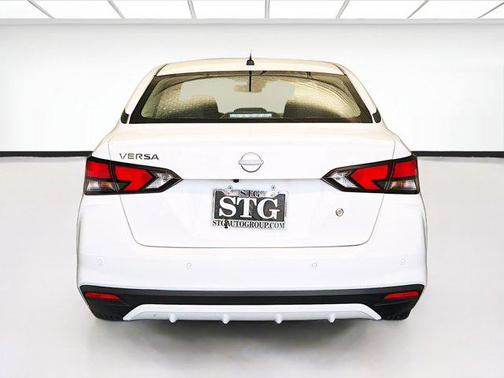 Fresh Powder 2025 Nissan Versa 1.6 S