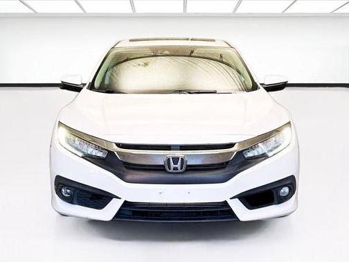 2018 Honda Civic Touring