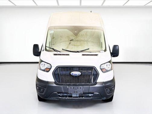 2022 Ford Transit-250 Base