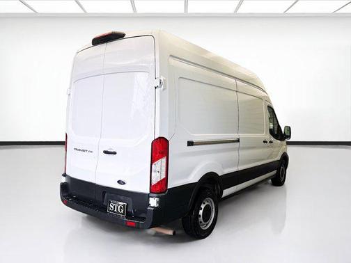 2022 Ford Transit-250 Base