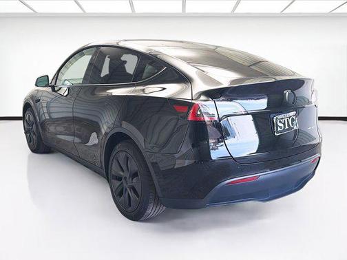 2024 Tesla Model Y Long Range Dual Motor All-Wheel Drive