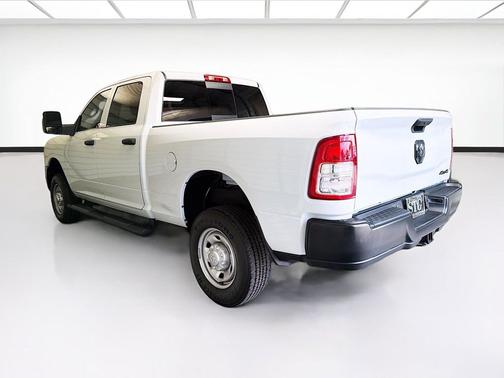 Bright White Clearcoat 2024 RAM 2500 Tradesman Crew Cab 4x4 6'4' Box