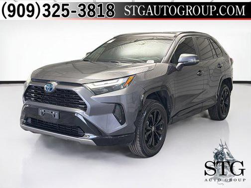 2022 Toyota RAV4 Hybrid SE