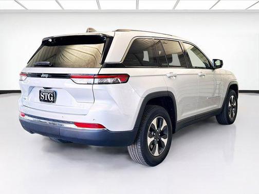 2023 Jeep Grand Cherokee 4xe Base