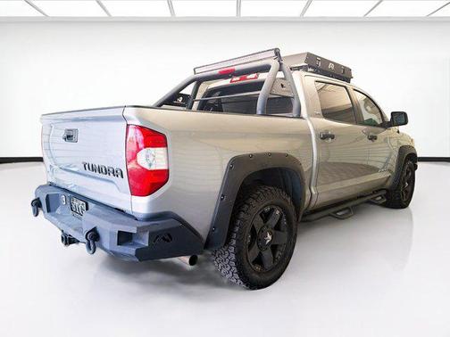 2017 Toyota Tundra SR5