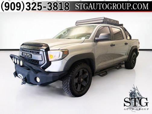 2017 Toyota Tundra SR5