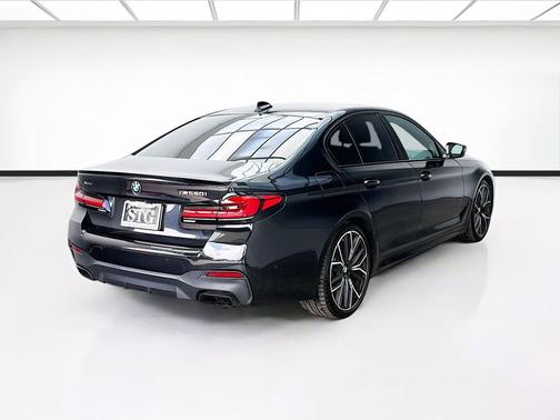 Black Sapphire Metallic 2021 BMW M550 i Xdrive