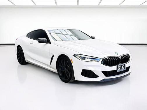 Alpine White 2022 BMW M850 xDrive